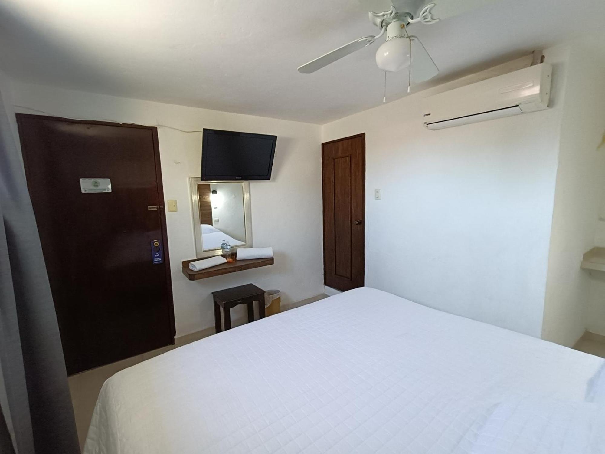 קמפצ'ה Hotel Rath חדר תמונה